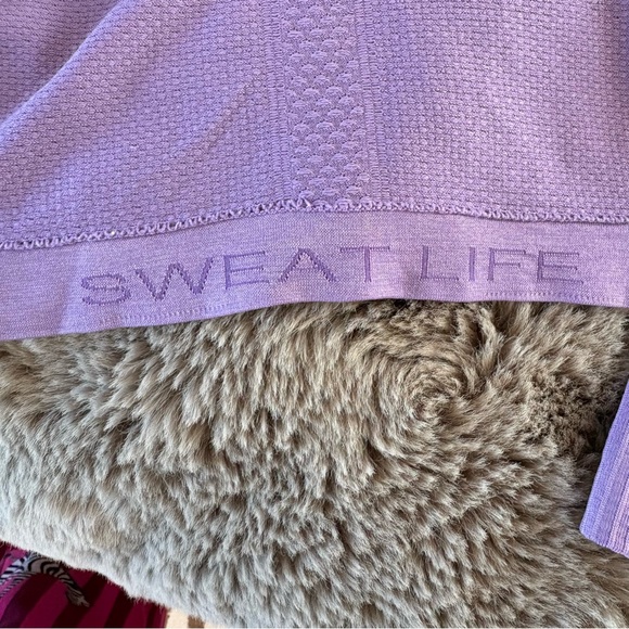 Lululemon Swiftly Tech Long Sleeve 8 Purple Lilac Top Yoga Pilates Running Gym - Picture 6 of 8